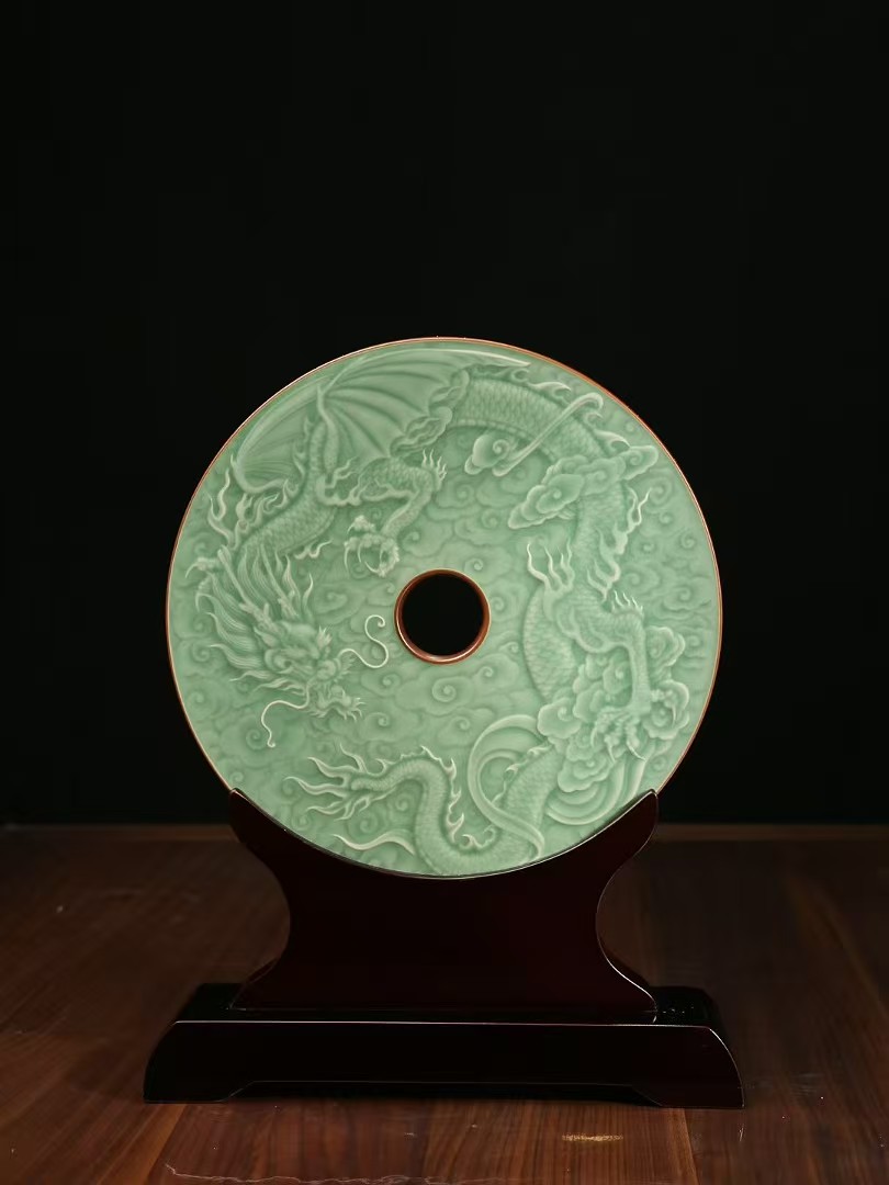 云龙纹·青瓷挂盘